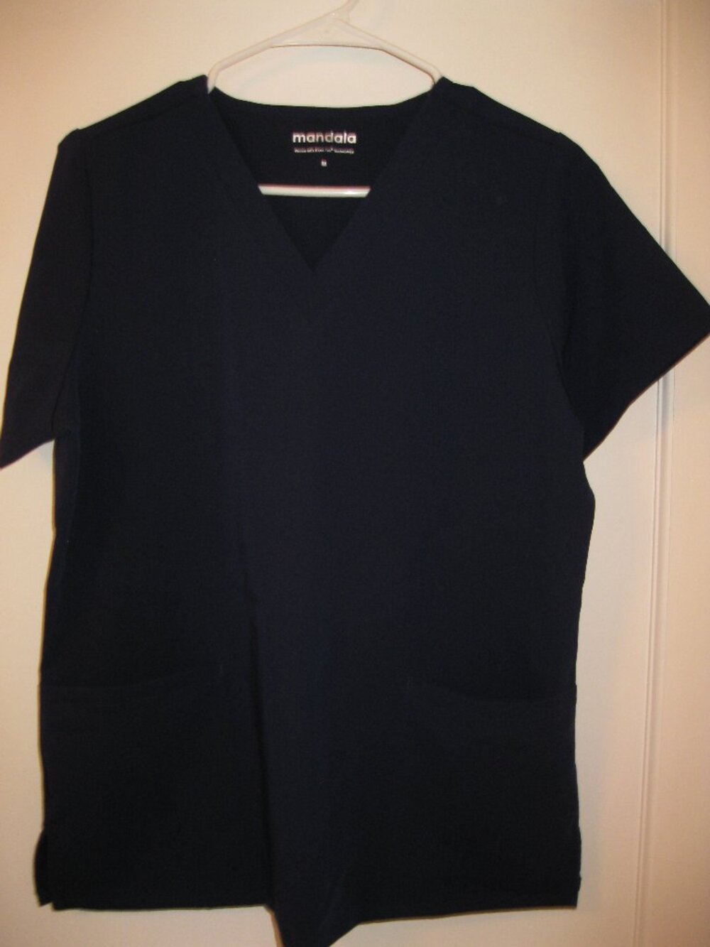 Mandala 6 Pocket Scrub Top Navy Blue Size Medium